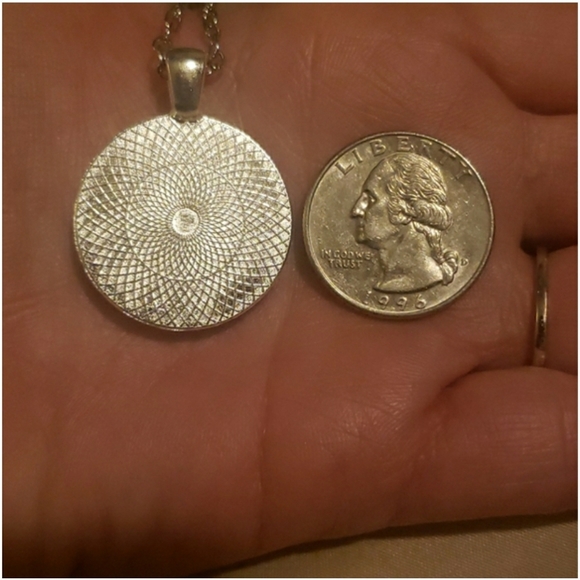 Gorgeous pastel tree of life pendant! - Picture 3 of 4